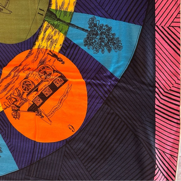 Beautiful Hermes scarf - Picture 11 of 16